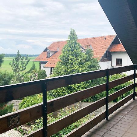 Ela'S Apartment Komenda Екстер'єр фото