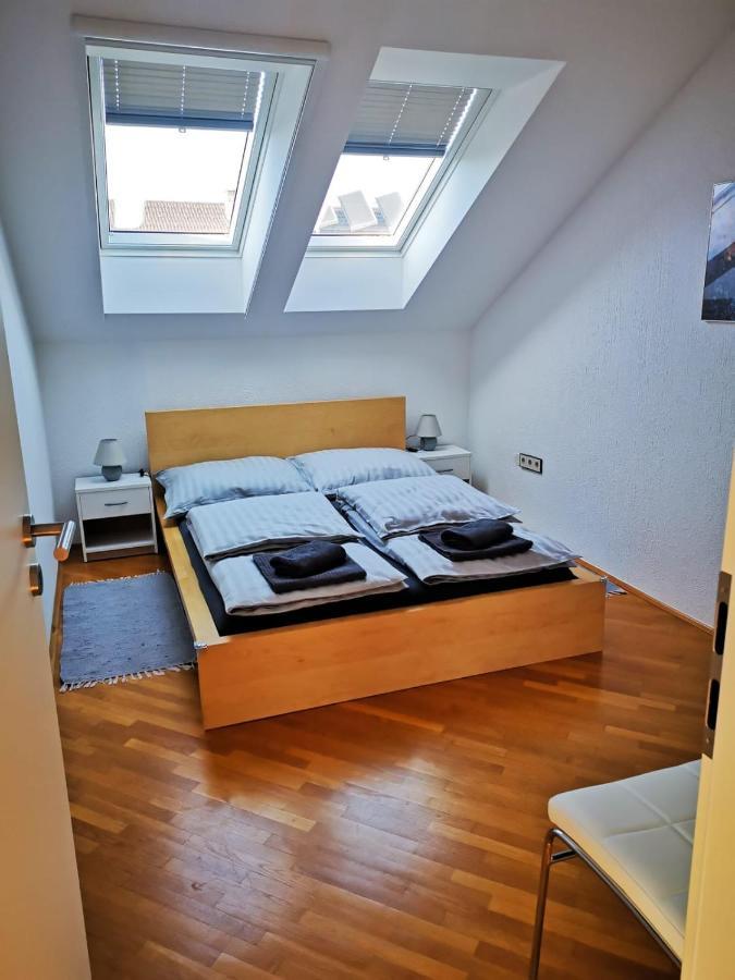Ela'S Apartment Komenda Екстер'єр фото